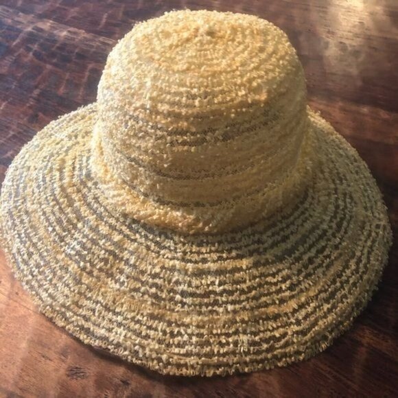 Vintage Sun Hat In Golden Yellow - Picture 1 of 7